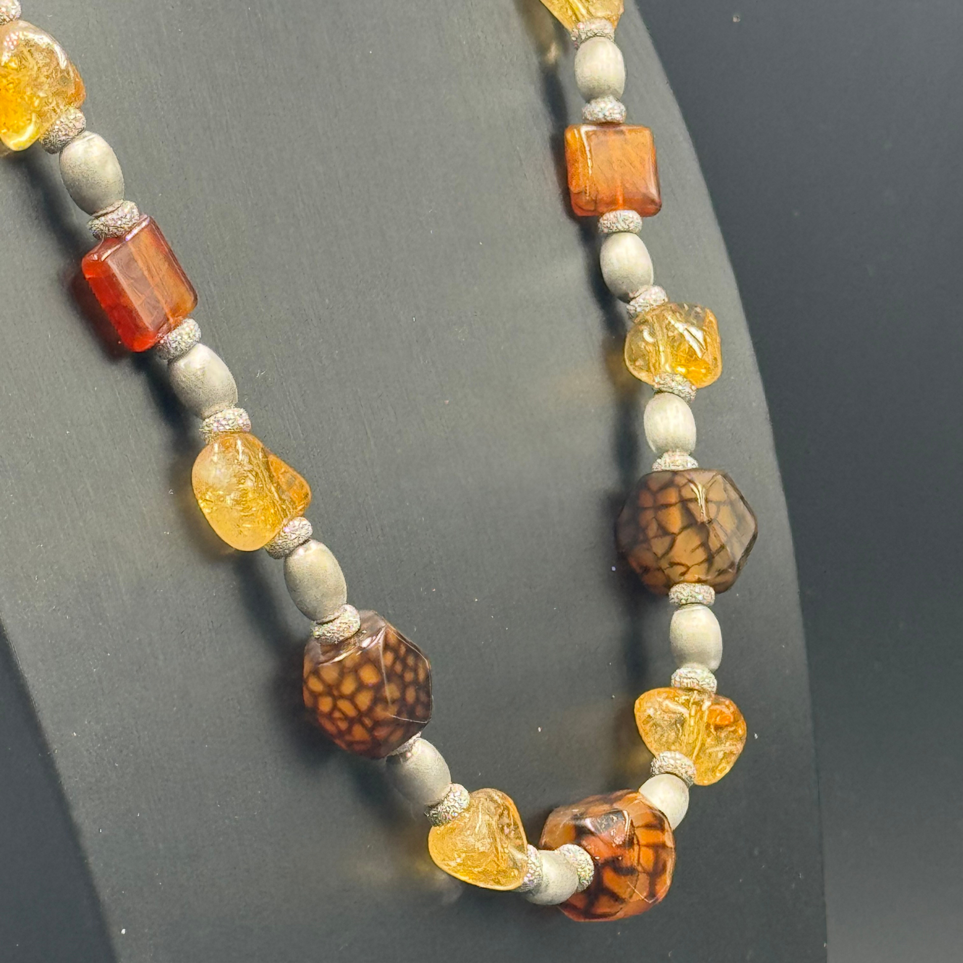 Zoom sulle venature dell’Agata, tonalità calde e naturali A0005