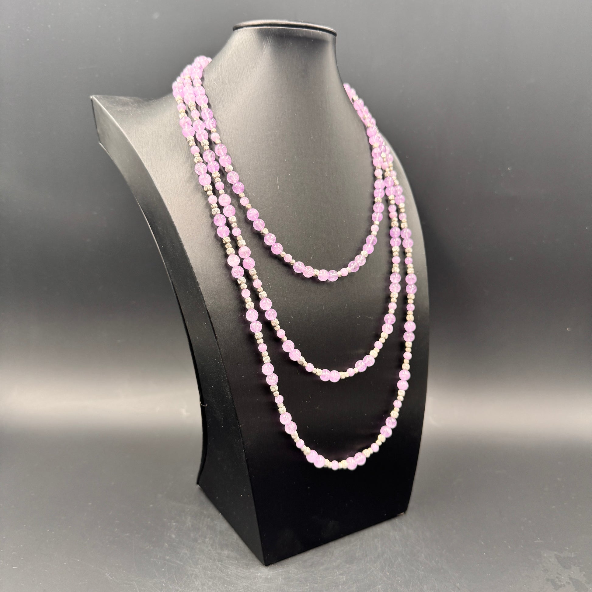 Collana Ametista Lavanda, la Pietra Aurea che apre il Chakra della Corona e favorisce la connessione divina.