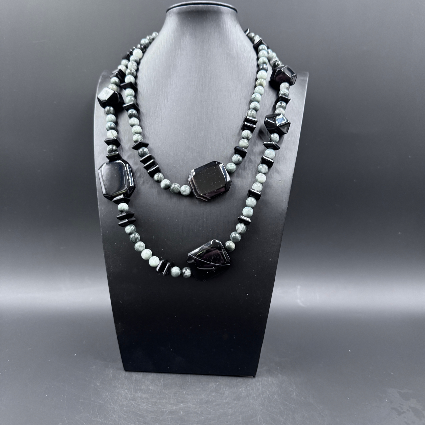 Collana Guy Favia due fili pietre nere e occhio di falco