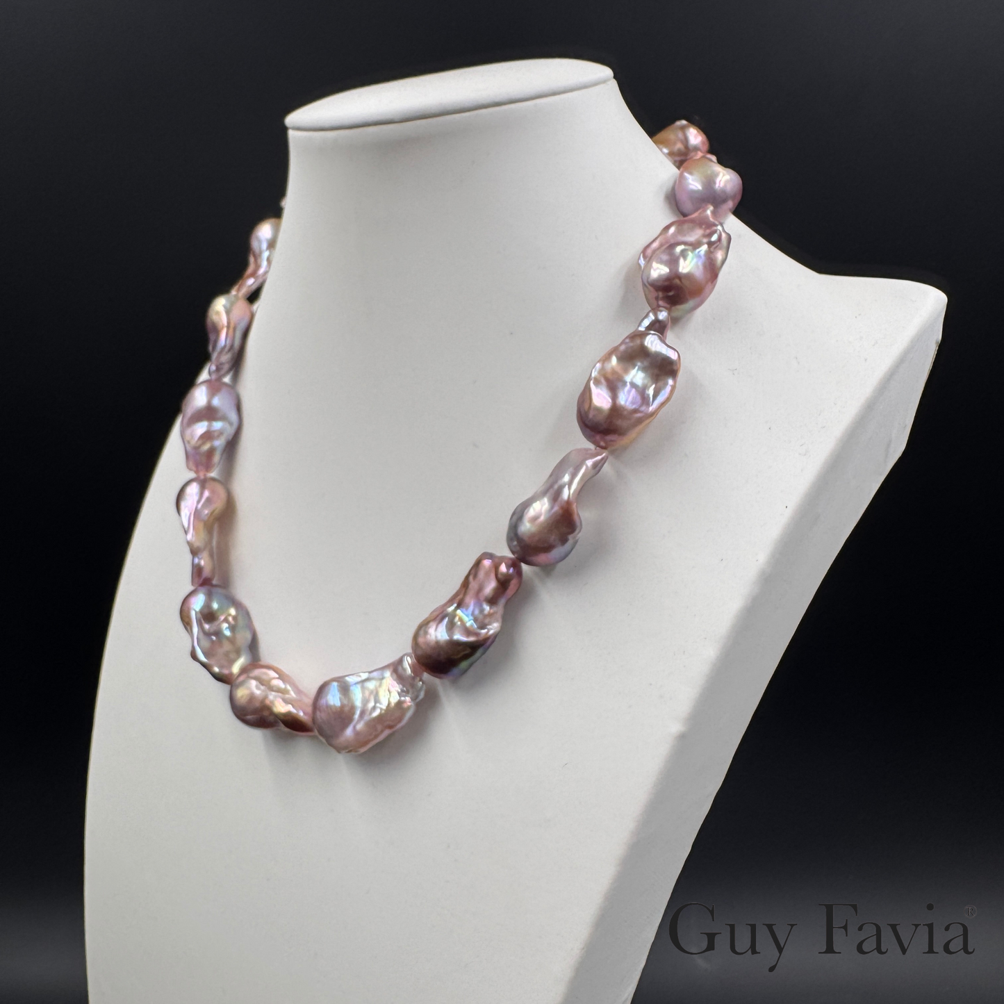 Collana in perle barocche viola di acqua dolce Guy Favia A1030