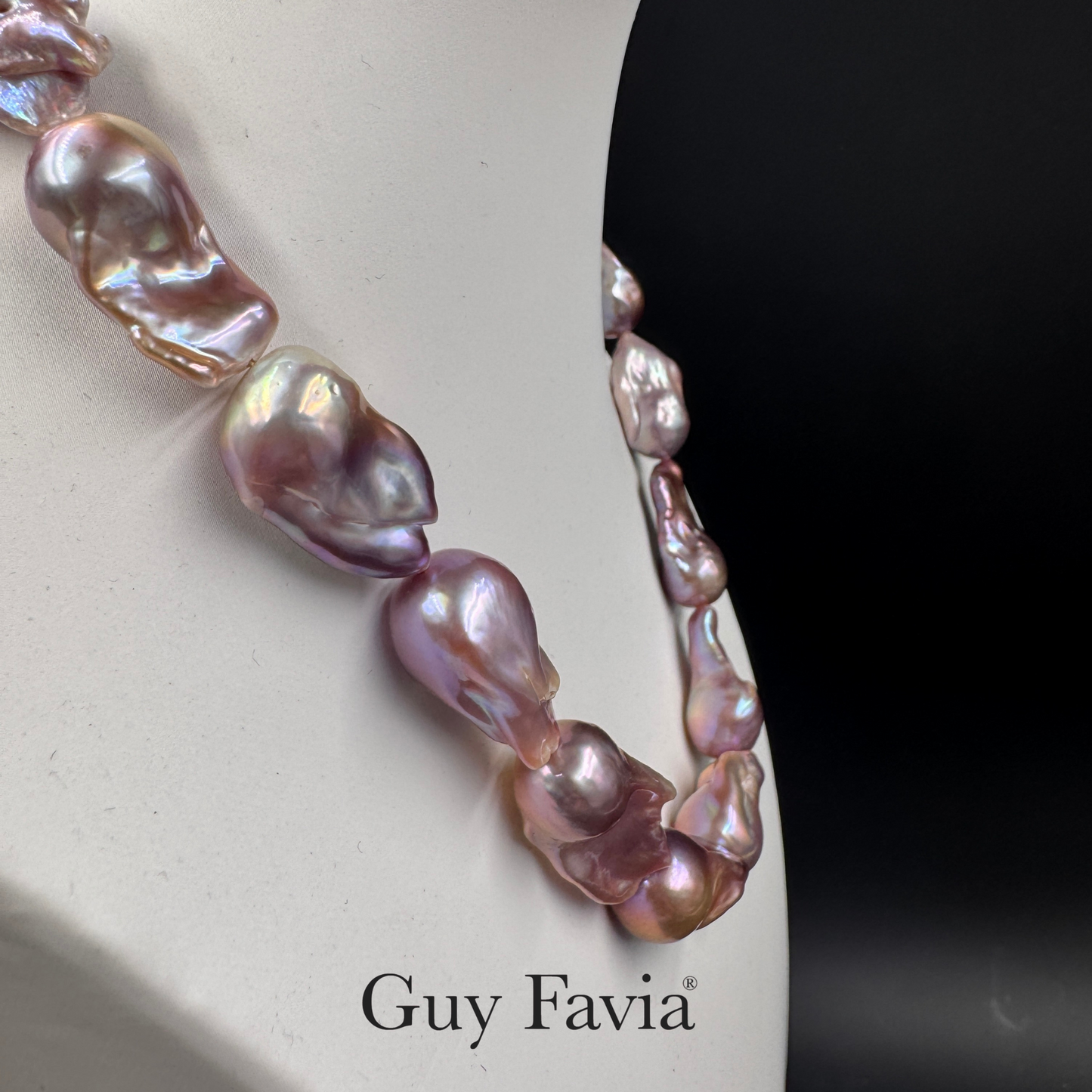 Perle barocche viola strepitose in collana Guy Favia A1030