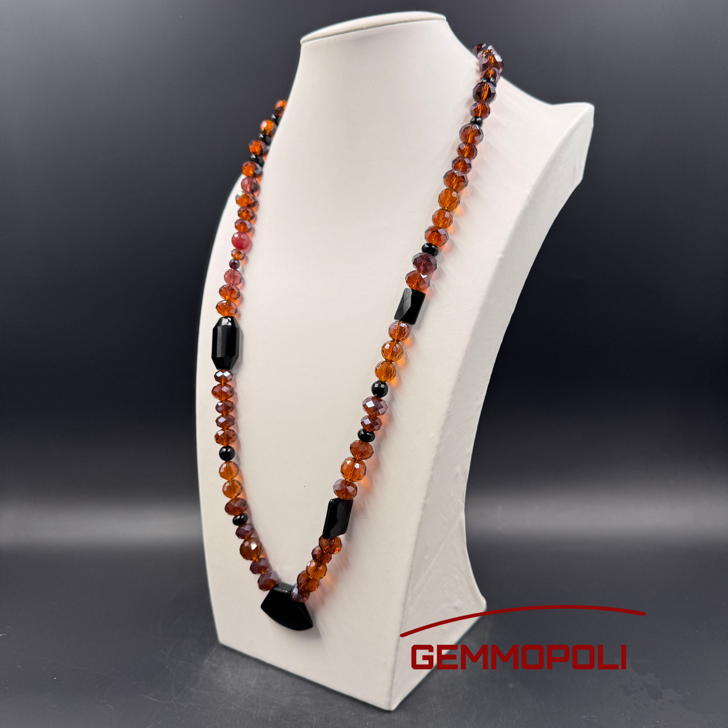 Gioiello eclettico con pietre dure di qualità e cristalli ambrati – Gemmopoli