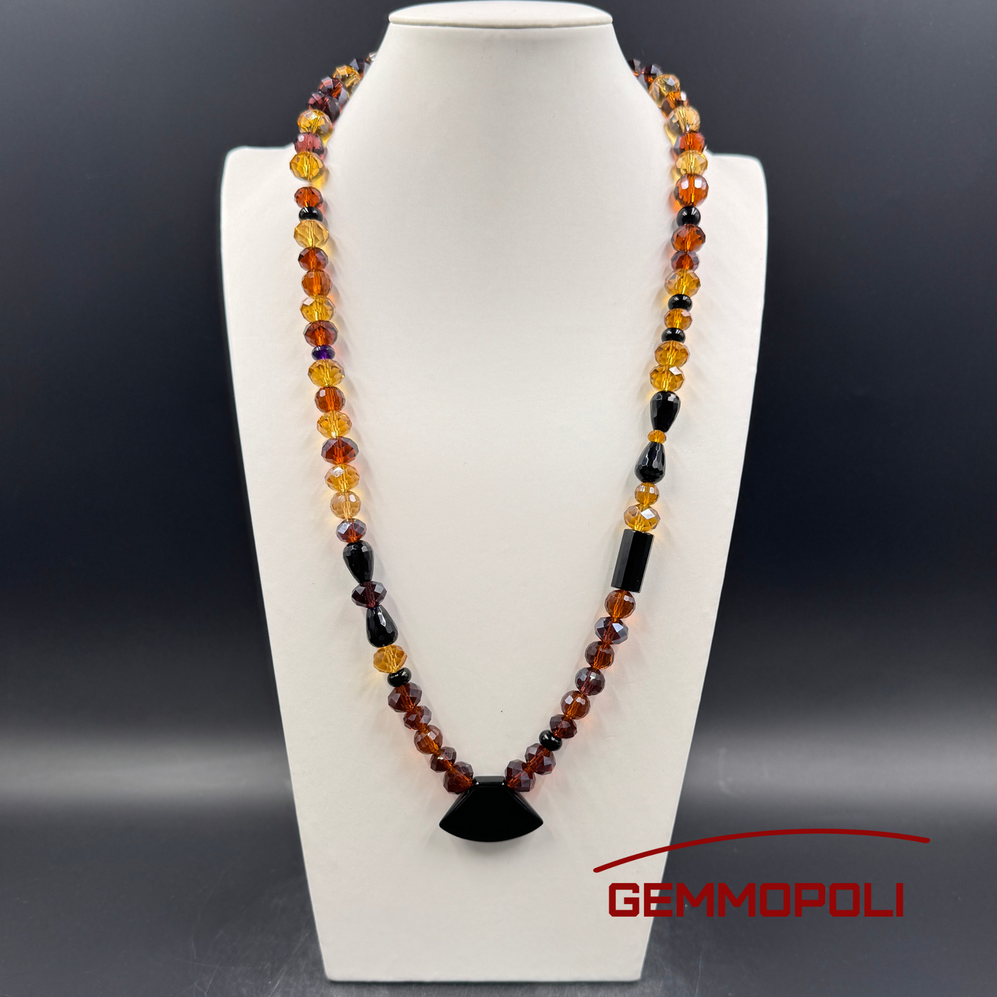 Collana eclettica con cristalli ambrati e pietre dure nere – Gemmopoli GA0005
