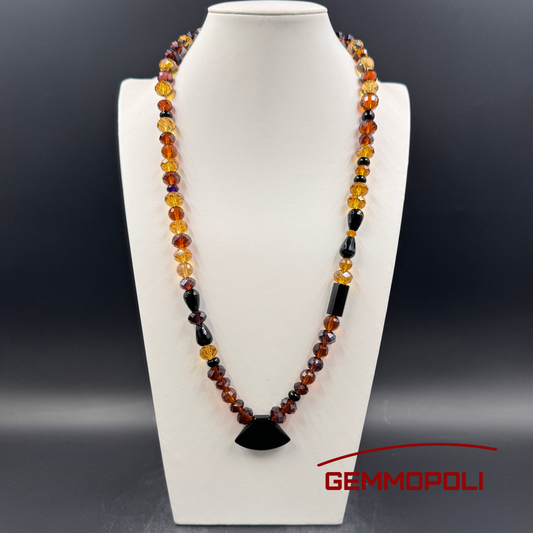 Collana eclettica con cristalli ambrati e pietre dure nere – Gemmopoli GA0005