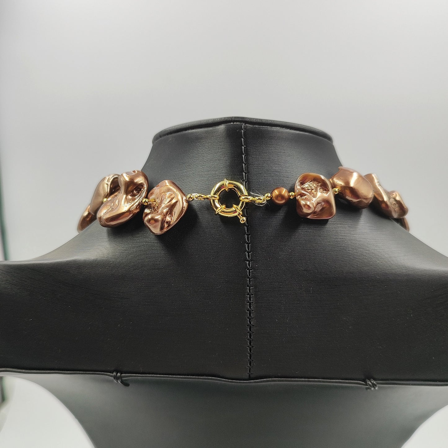 Collana Shell Pearl Marrone Barocca Elegance GA0018 con Perle Oro