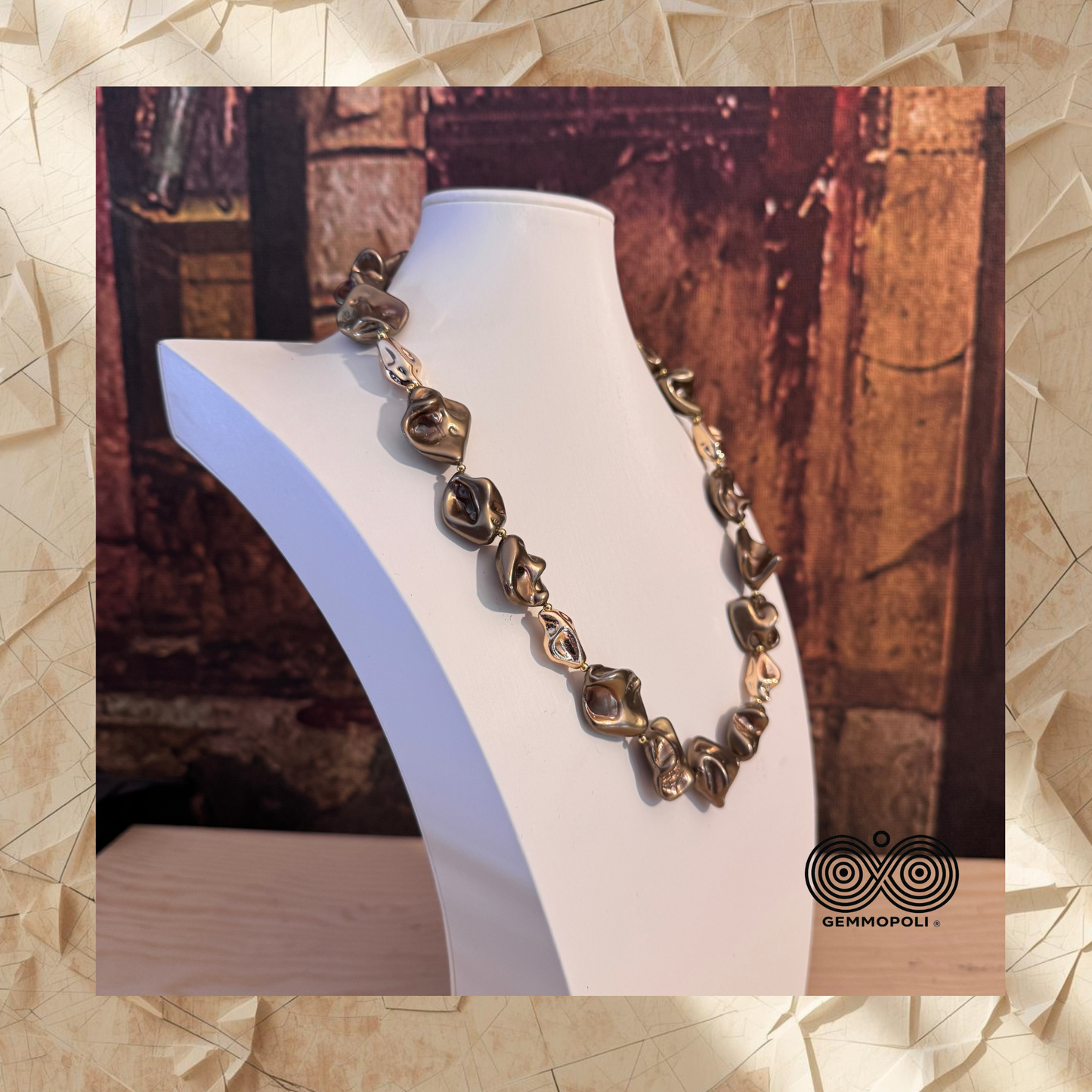 Dettaglio perle Madreperla Barocca Bronzo Oro Gemmopoli 