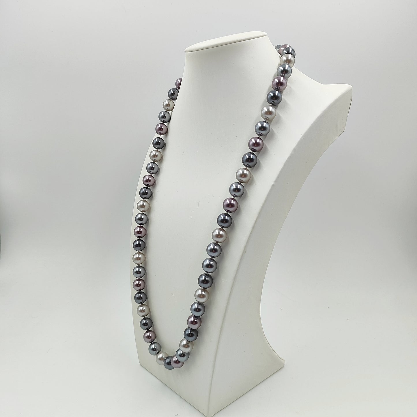 Gioiello in perle grigie da 12mm, lucentezza profonda Shell Pearl, Codice GA0026. 