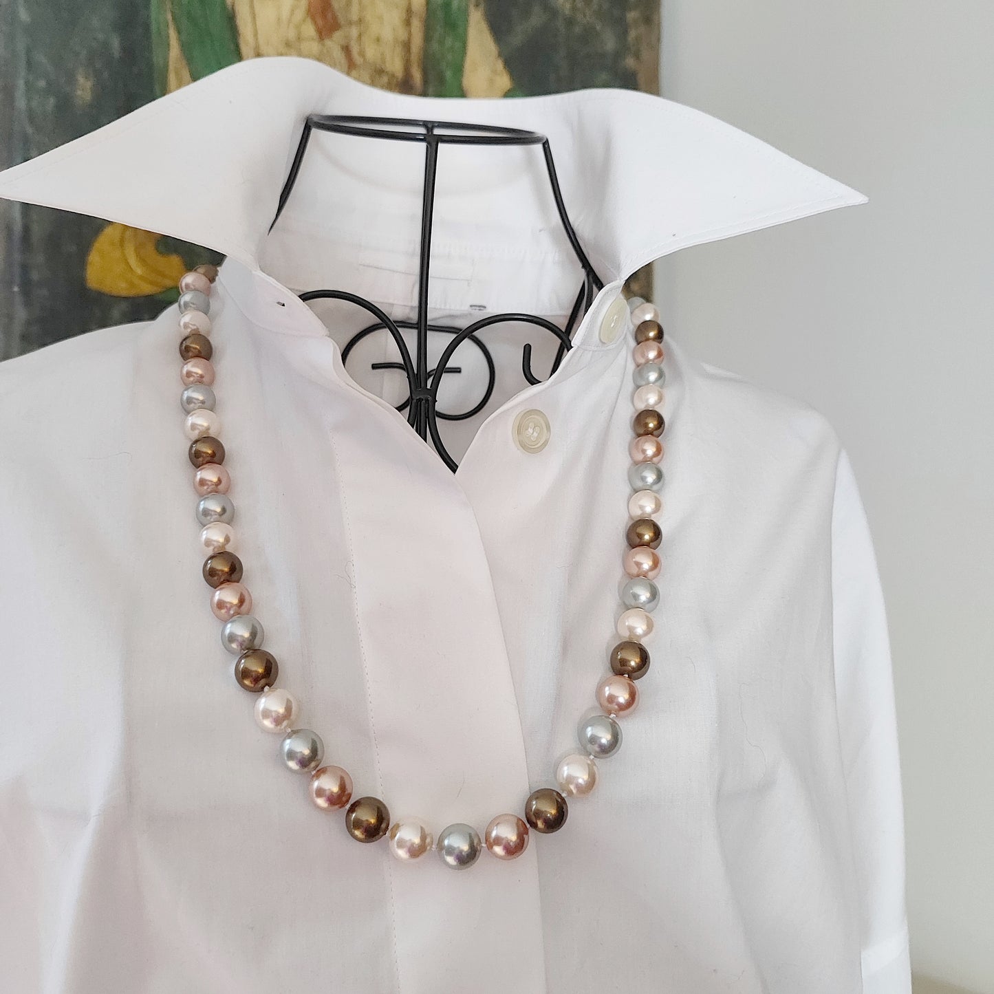 Collana Shell Pearl Elegance GA0028 con perle tonde multicolor  chiaro da 12 mm. 