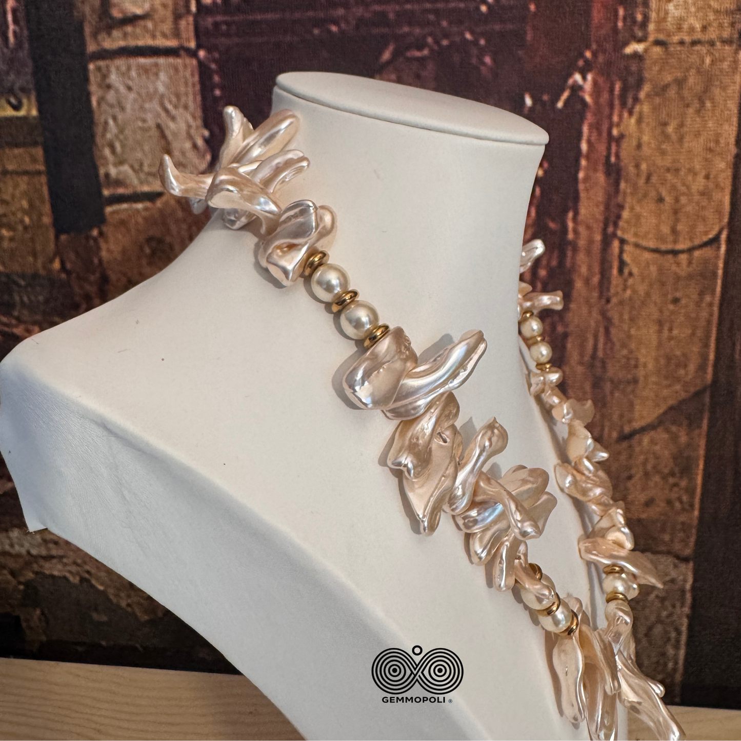 Collana donna con perle Biwa rosa champagne. 