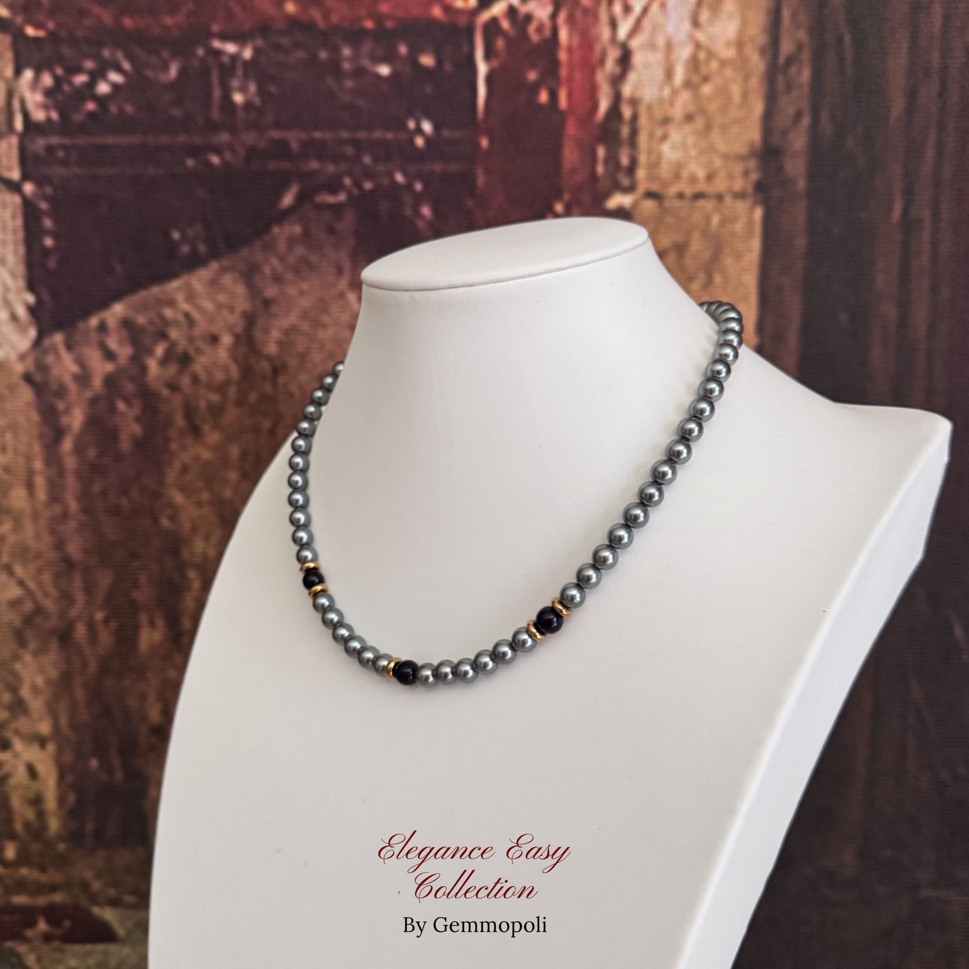 Collana Elegance Easy grigia stile minimal lato destro