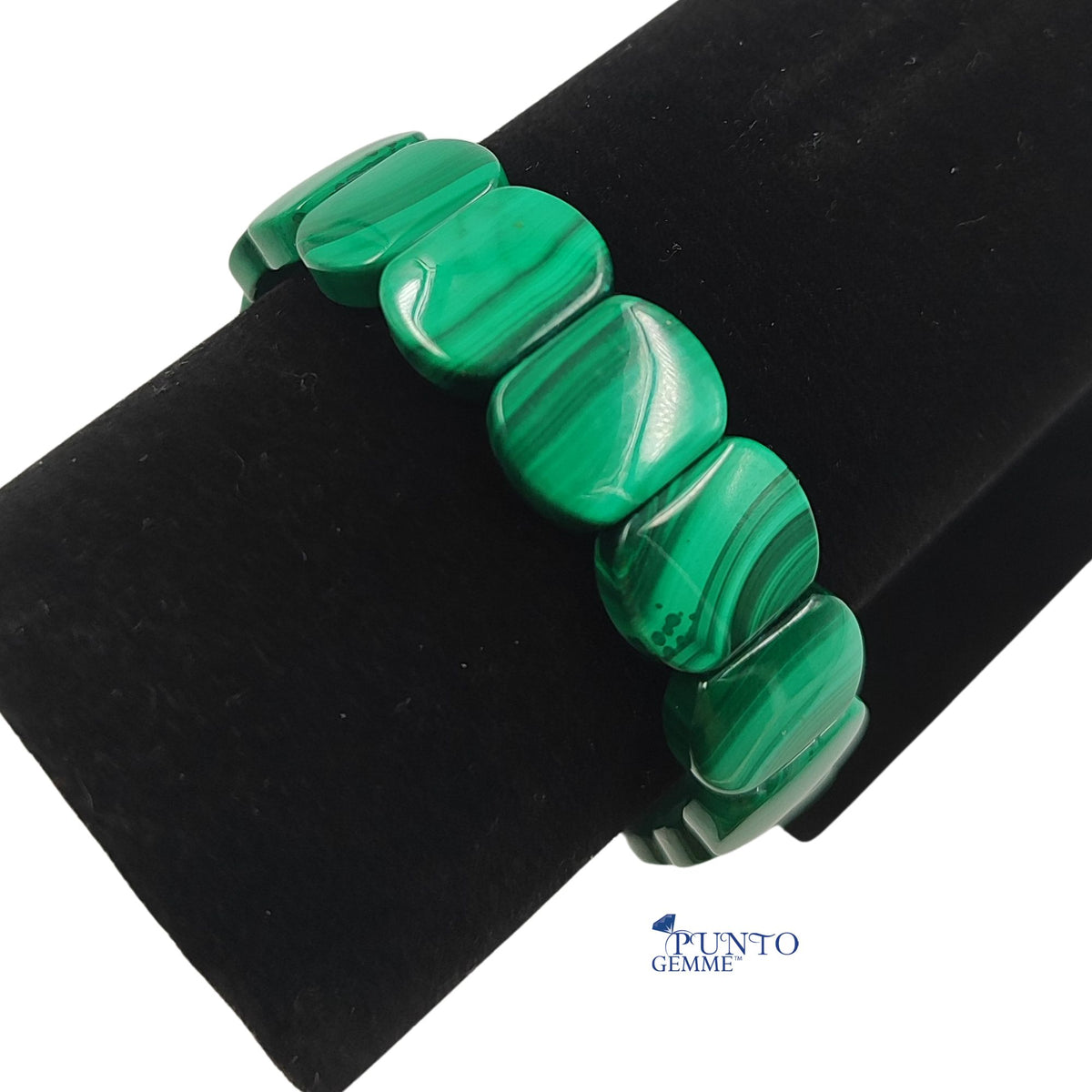 Particolare bracciale malachite su espositore