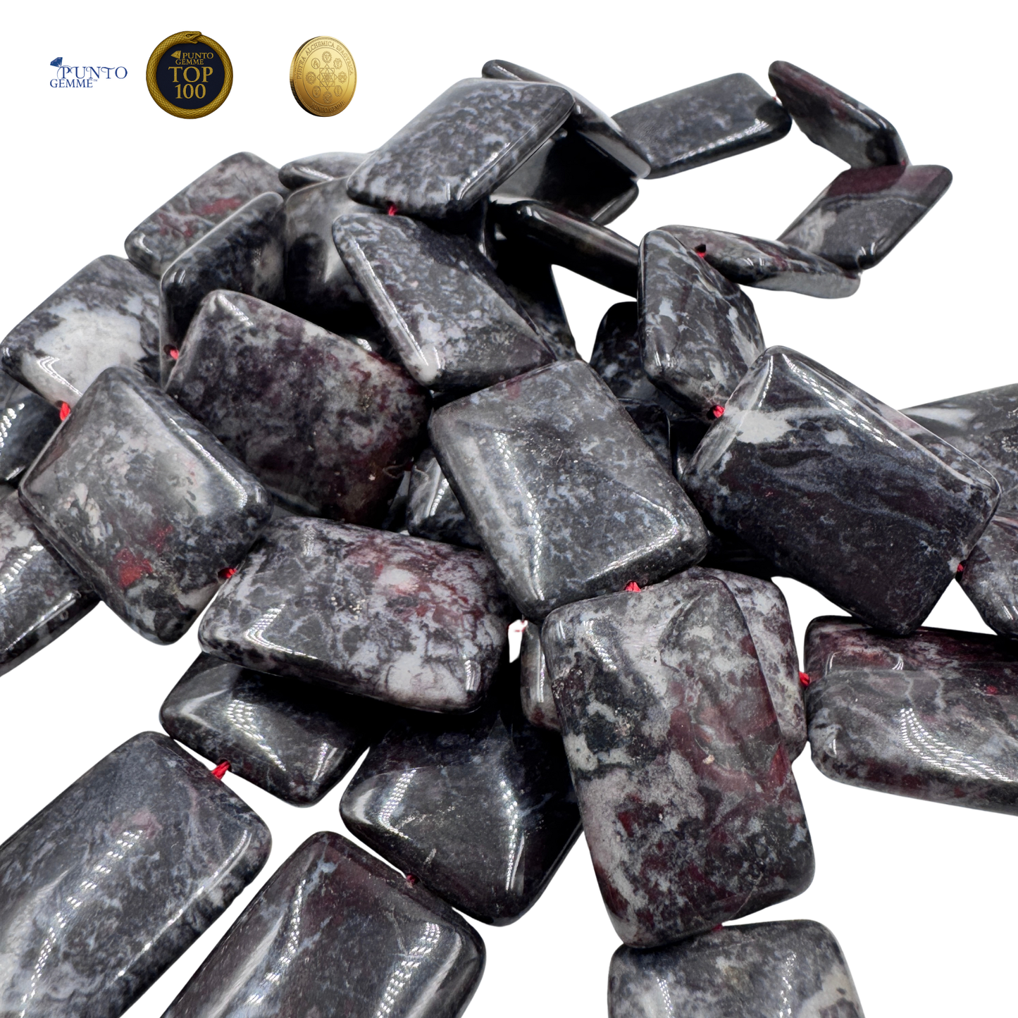 Fili di elementi in Blood Stone a forma Rettangolare Piatta Irregolare, con predominanza di grigio scuro e macchie rosse e bianche, per la creazione di gioielli.