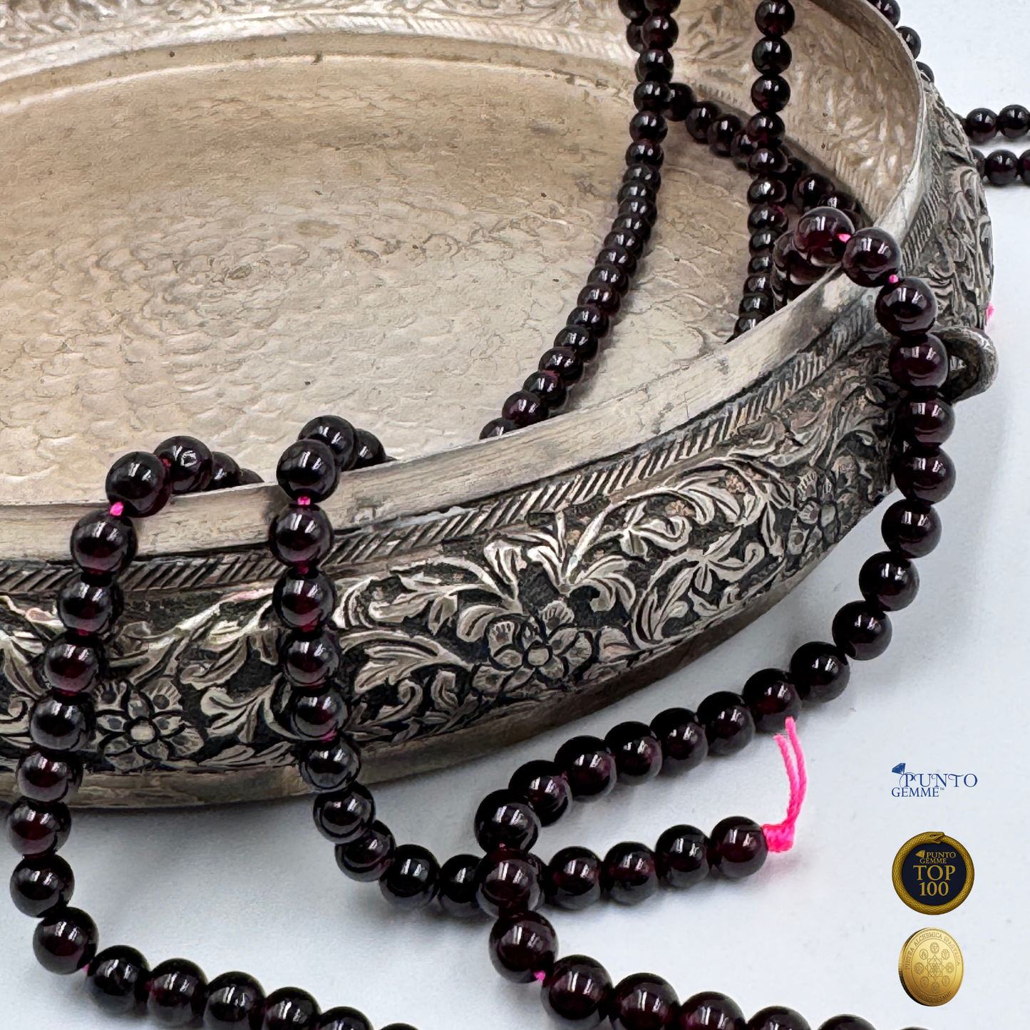 Granato Rosso da 5,5 mm, Pietra Aurea della Rigenerazione, ideale per infondere passione e coraggio.