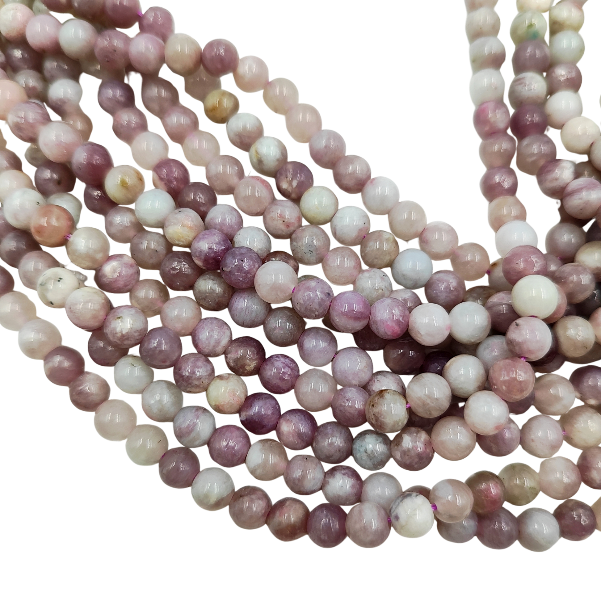 Primo piano del filo di Lepidolite 6mm, che mostra il colore lilla-malva e la finitura liscia.