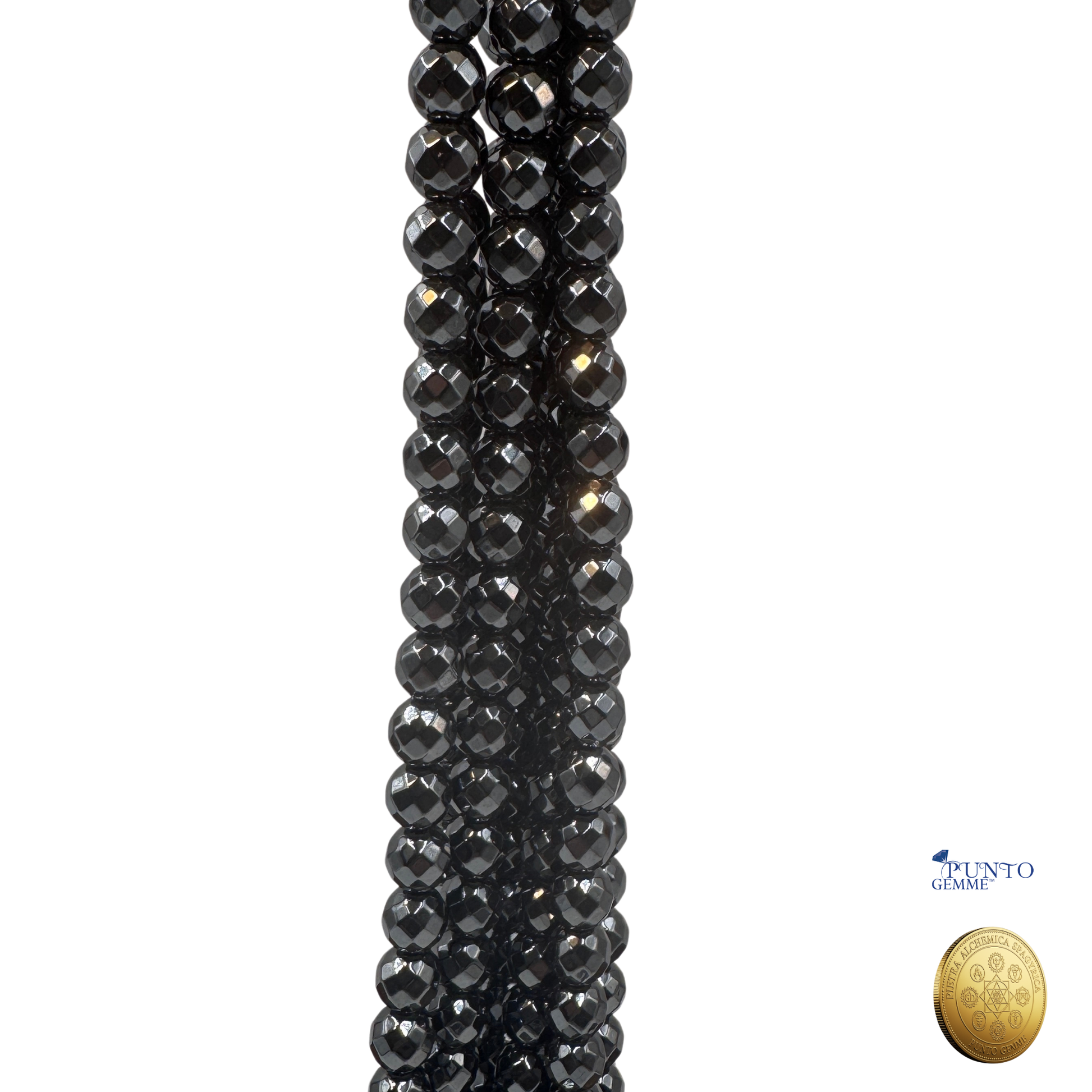 Il filo di Ematite disteso per mostrare l'uniformità delle perle e l'alta lucentezza.