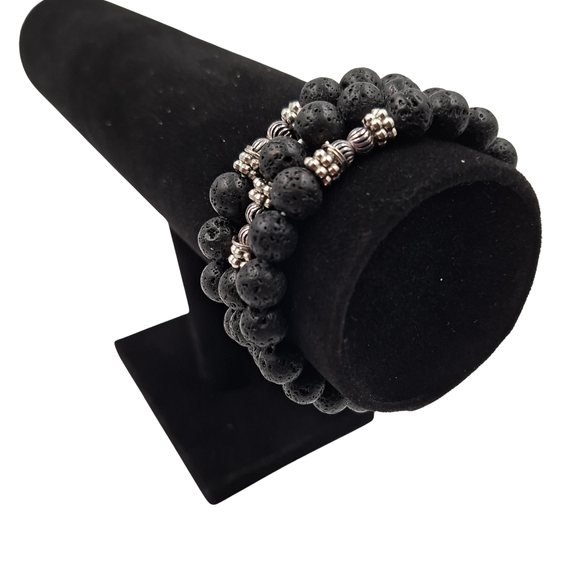 Bracciale elastico in Pietra Lava (Basalto) Tondo Liscia con inserto metallico nichel-free.