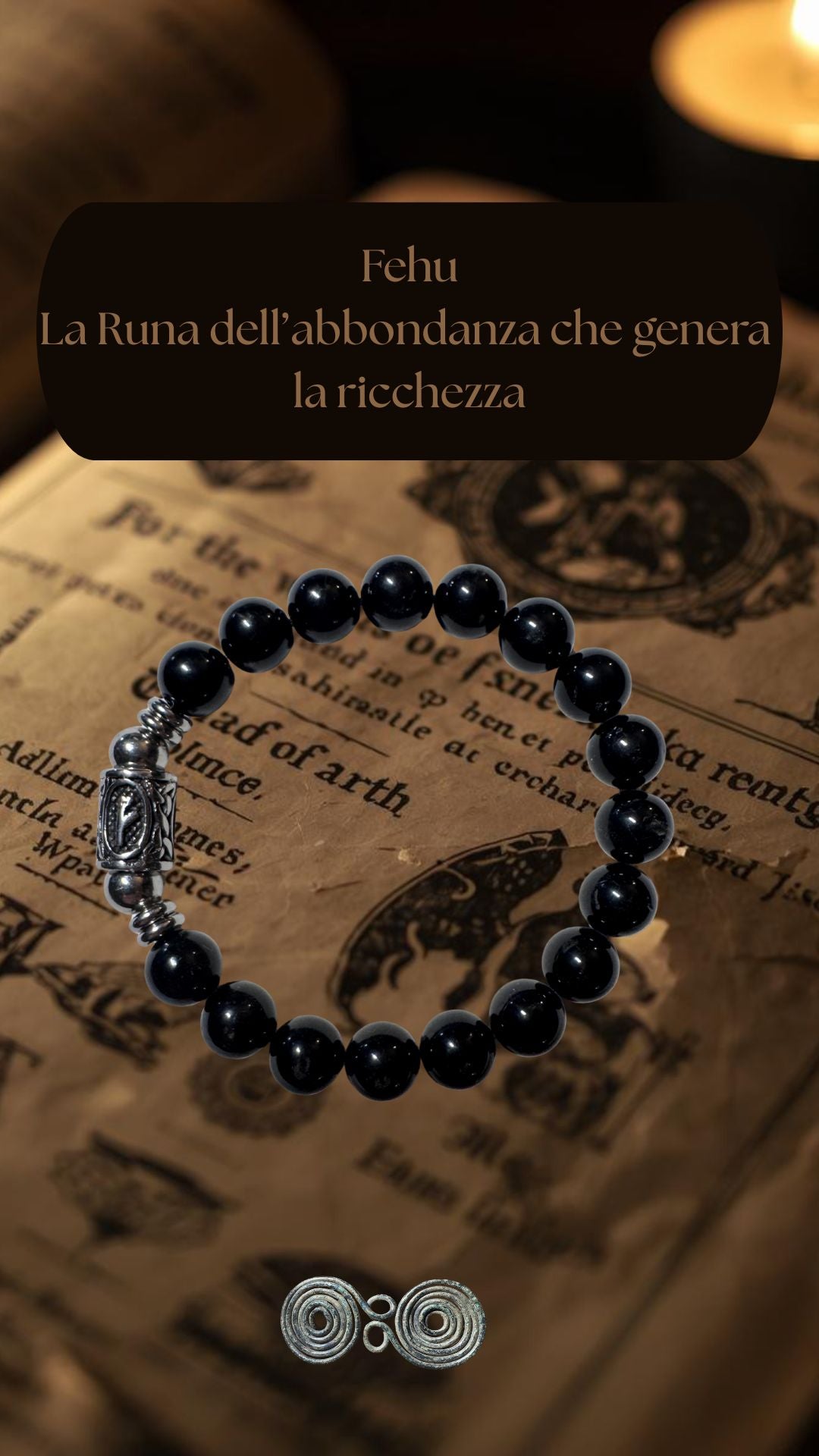 Bracciale in Tormalina Nera PE8041 con la runa Fehu incisa su una perla centrale, per tik tok e instagram