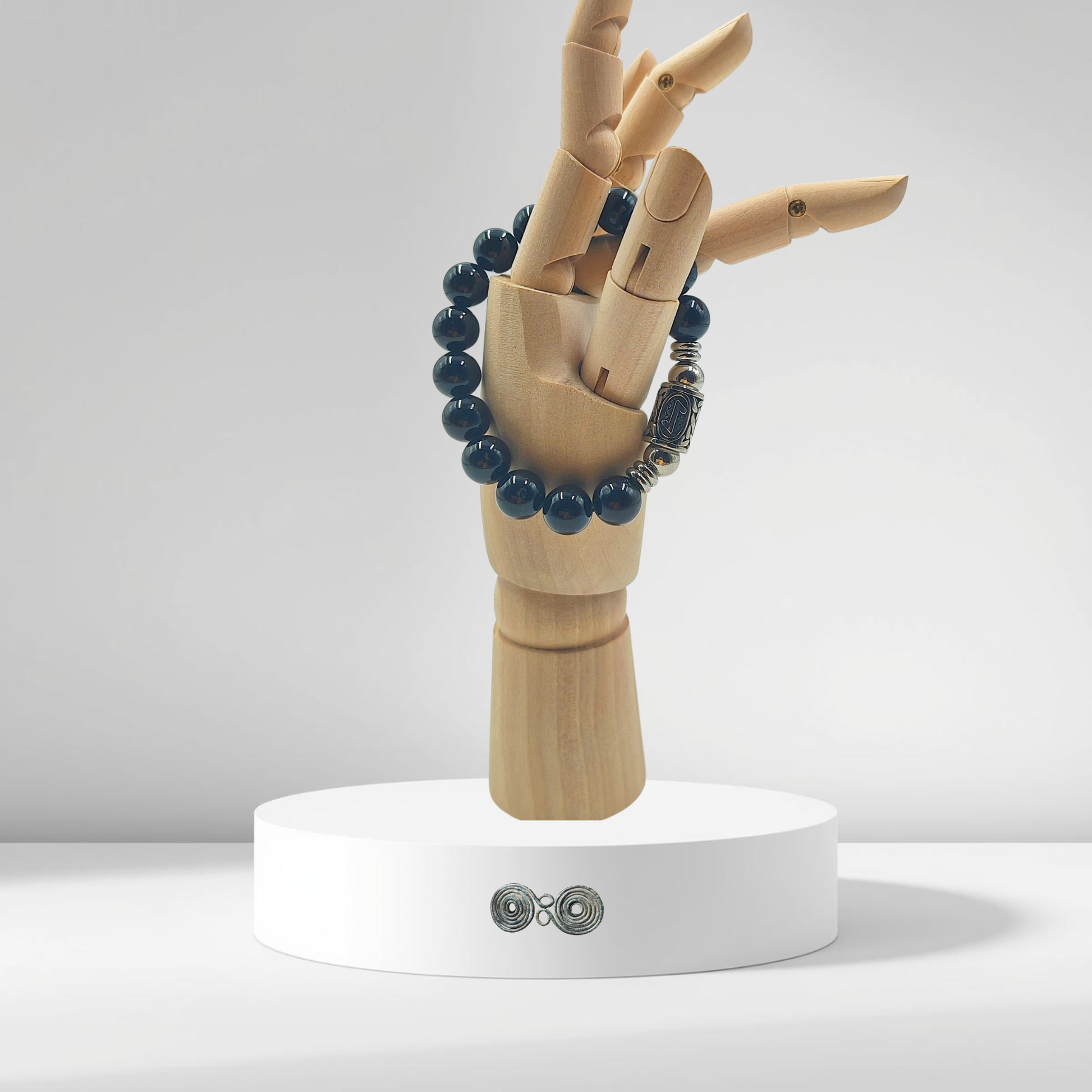 Bracciale in Tormalina Nera PE8053 con l'incisione della runa Eihwaz in acciao nickel free