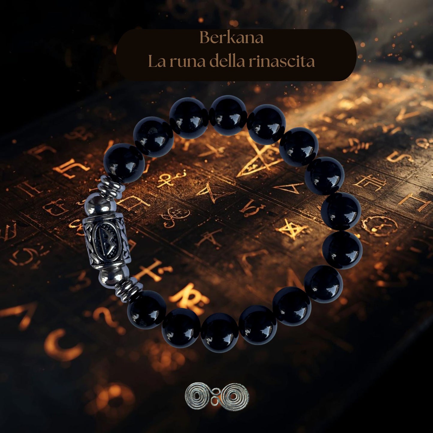 Bracciale in Tormalina Nera PE8058 con la runa Berkana incisa, simbolo di crescita e rinascita su sfondo esoterico.