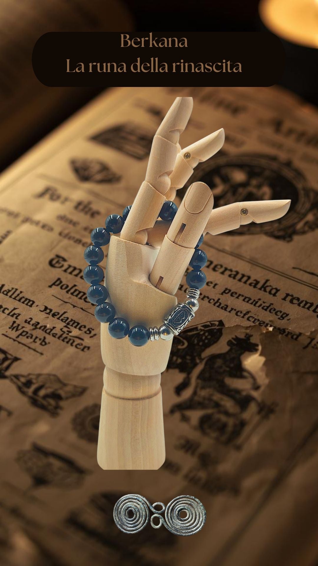 Bracciale in Tormalina Nera PE8058 con la runa Berkana incisa in formato verticale per i social