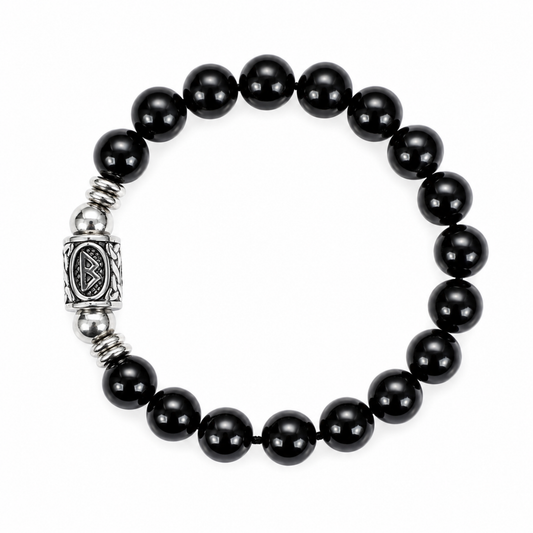 Bracciale artigianale Berkana per e-commerce posizionato su sfondo bianco puro  