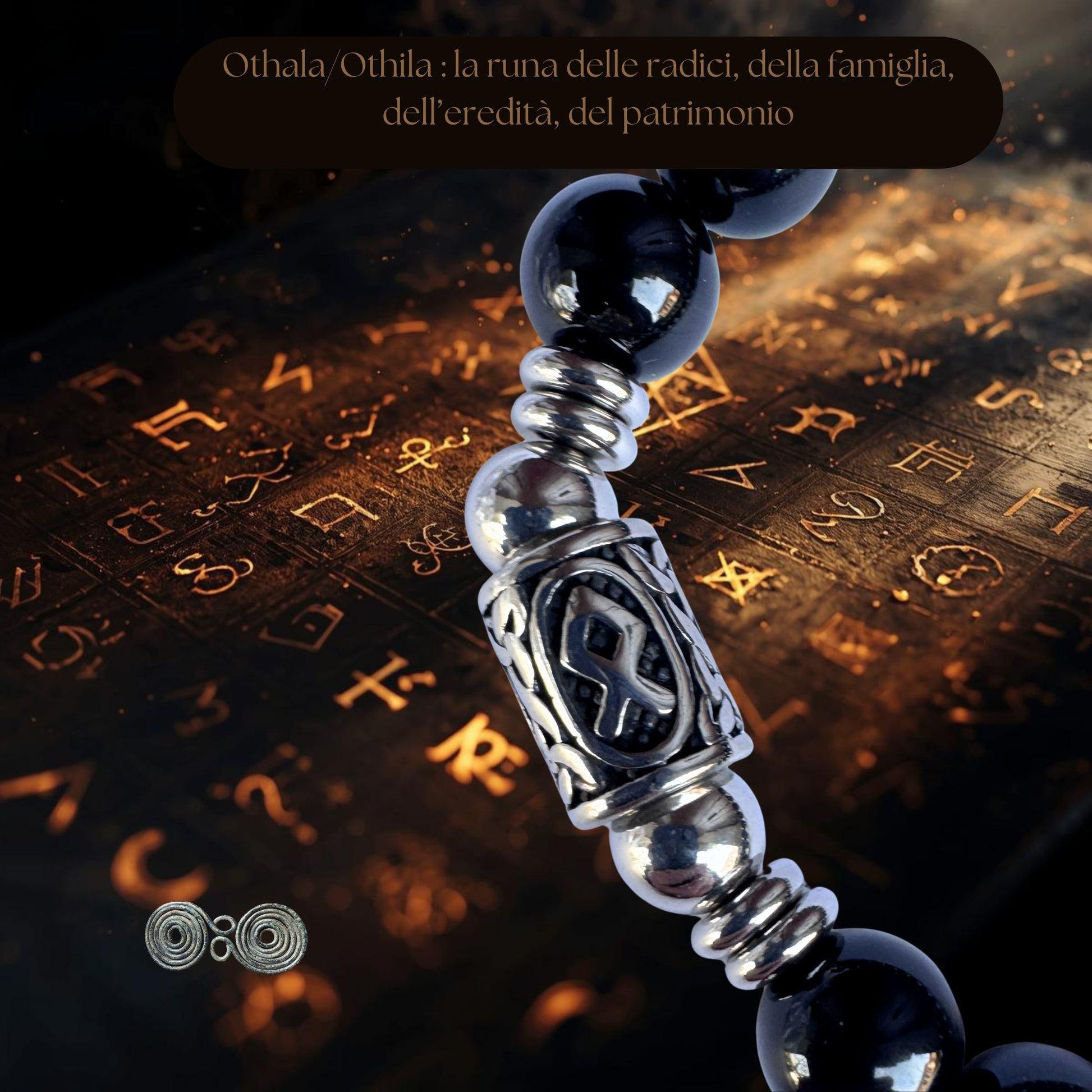 Primo piano incisione Runa Othala su acciaio inox e pietra nera naturale.